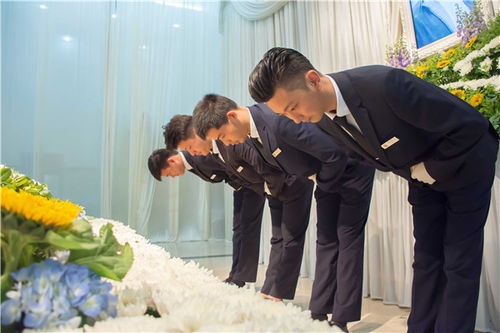 上海市青浦區(qū)殯儀館攝影服務(wù) 用影像寄托哀思與敬意